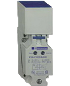 Telemecanique XS8C40PC440